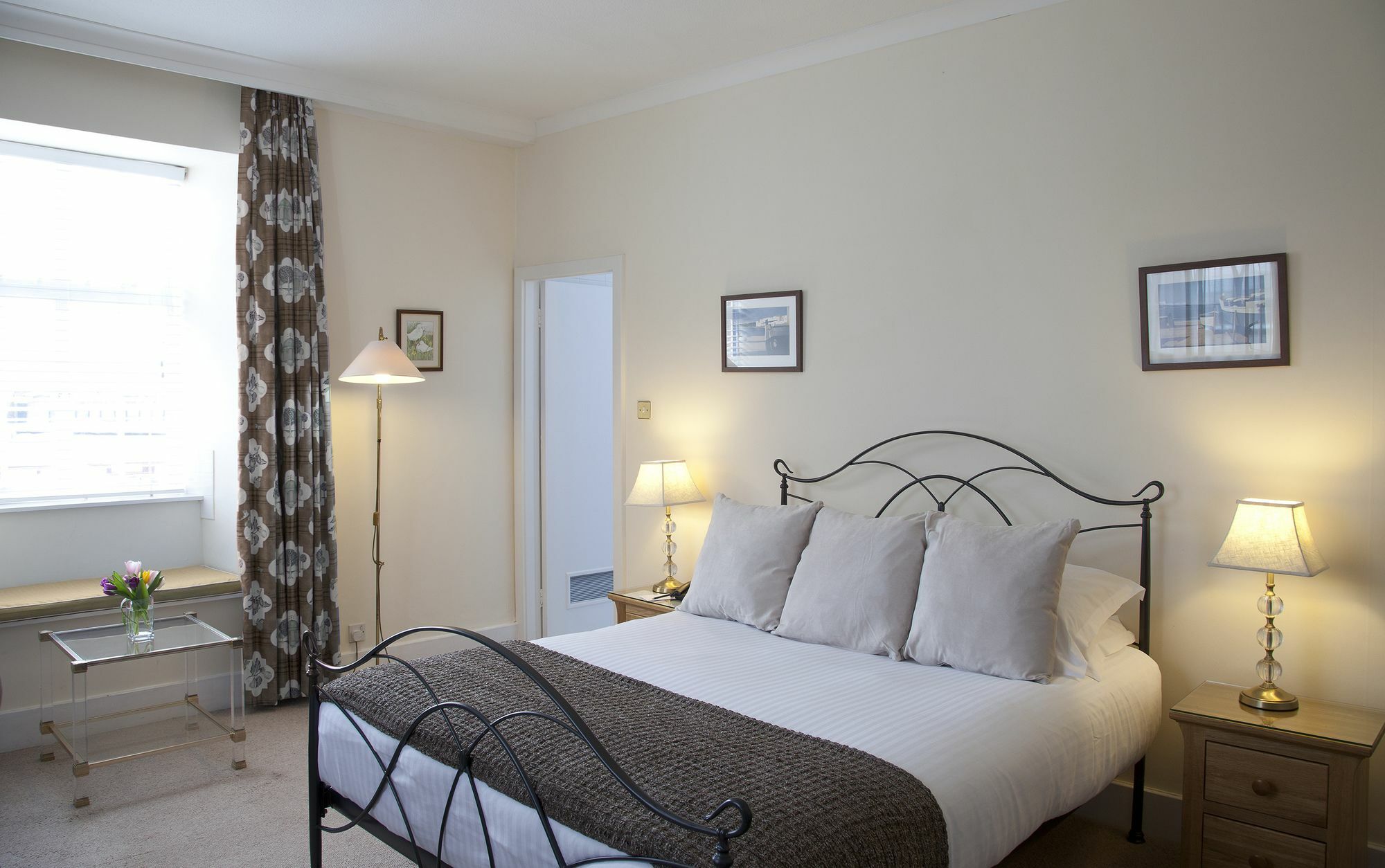 Castle Hotel Тонтън Екстериор снимка